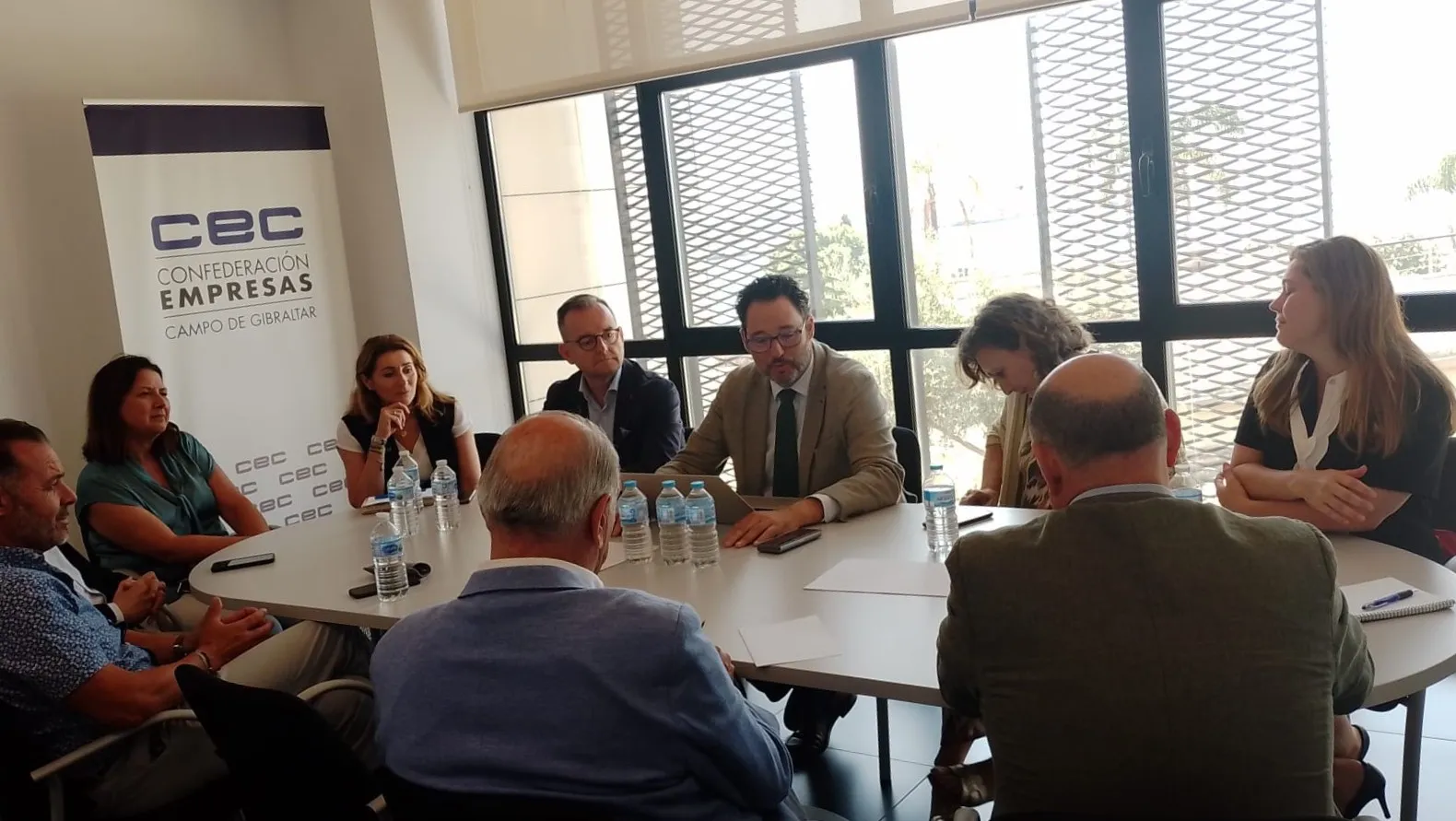 José Andrés Santos inicia su agenda institucional como presidente de la CEC con una visita al Campo de Gibraltar