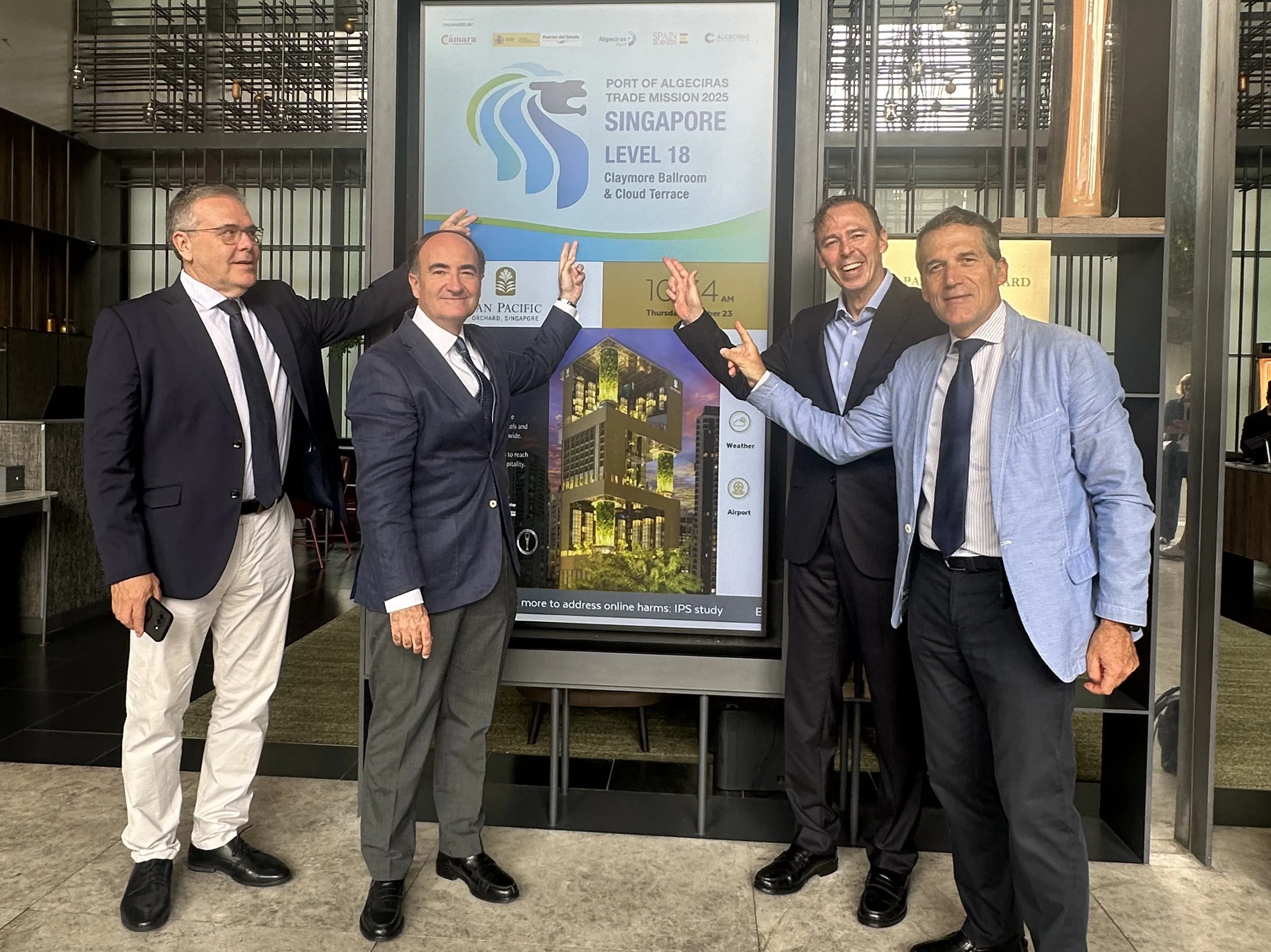 El Puerto de Algeciras presenta su estrategia energética y de digitalización ante más de un centenar de actores del sector en Singapur