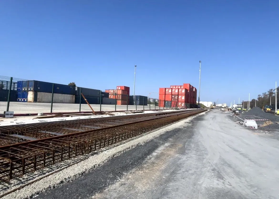 El Puerto de Huelva avanza en la ampliación de su terminal ferroviaria para impulsar las autopistas ferroviarias