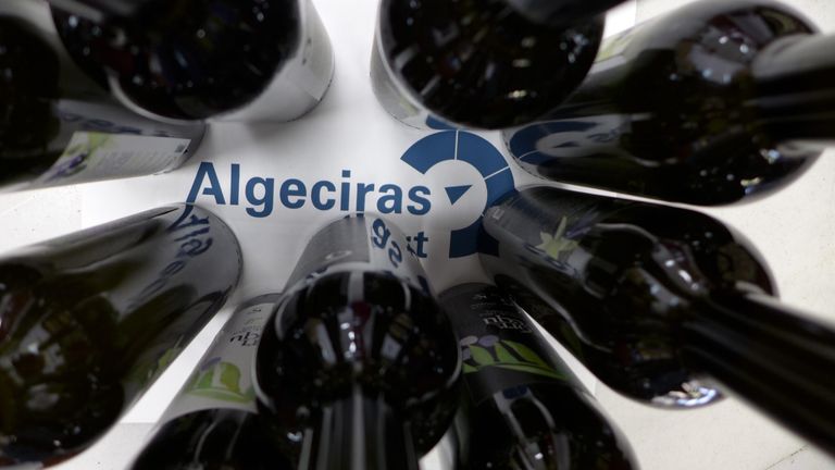 The EU agrees with China on a tariff reduction for olive oil, the main product exported from the port of Algeciras