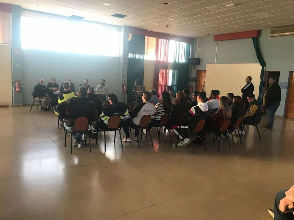 Coordinadora TPA desembarca en el puerto de Motril