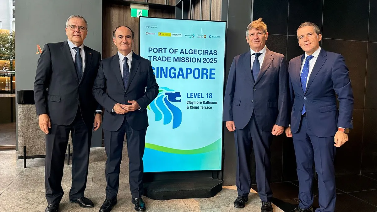El Puerto de Algeciras presenta su estrategia energética y de digitalización ante más de un centenar de actores del sector en Singapur