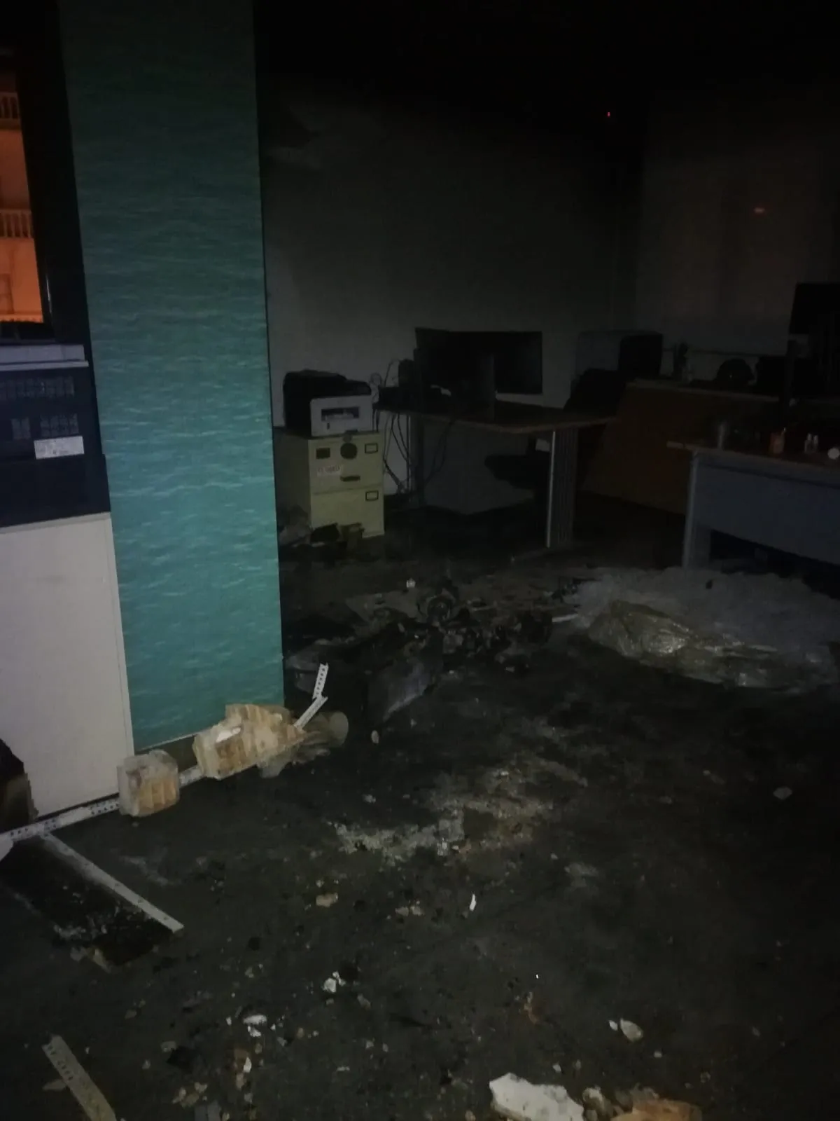 La Policía Portuaria evita males mayores en el edificio de Aduanas