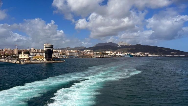 La Autoridad Portuaria de Ceuta recomienda anticipar los desplazamientos ante el aumento de pasajeros durante el puente