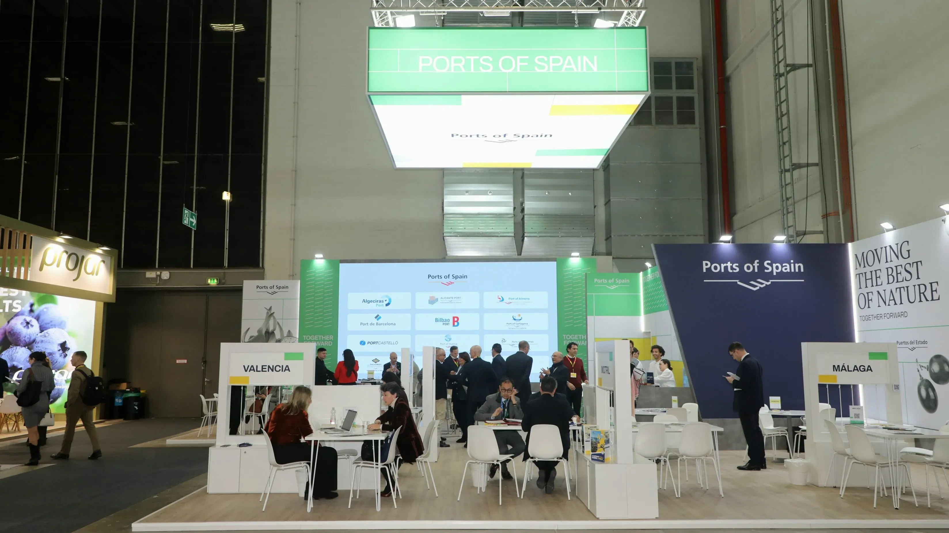 Transbull Group positions itself at Fruit Logistica as a specialist operator in the cold chain and perishable products