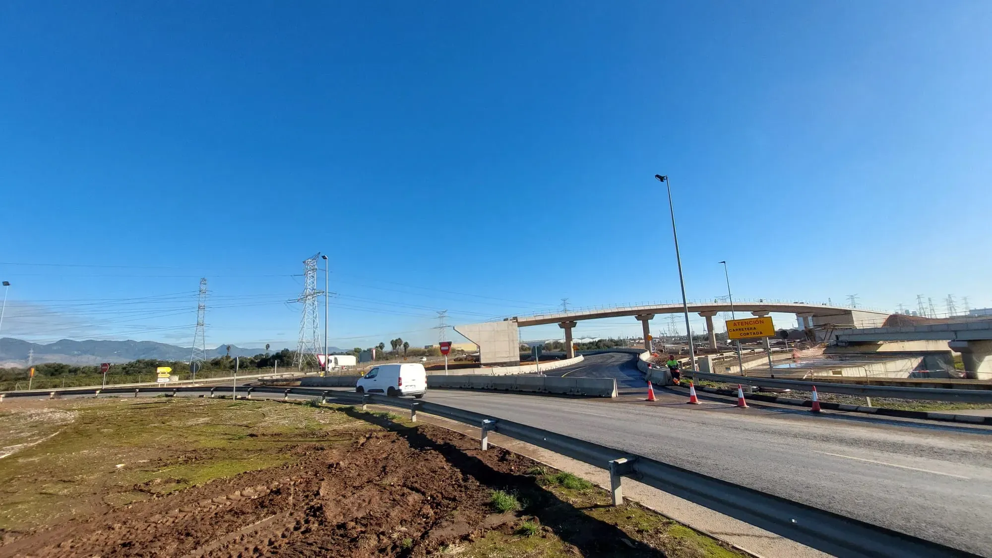 Las obras del acceso ferroviario en el Puerto de Castellón provocan afecciones al tráfico
