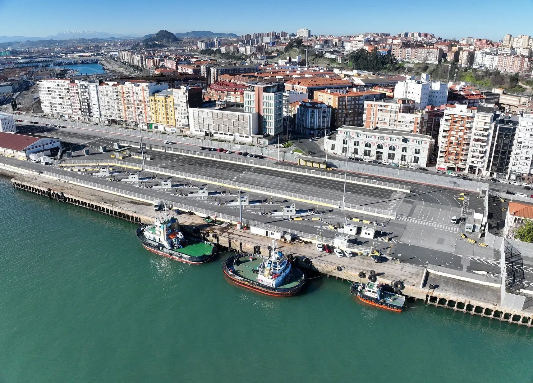 Una UTE implantará sistemas automatizados en el puerto de Santander