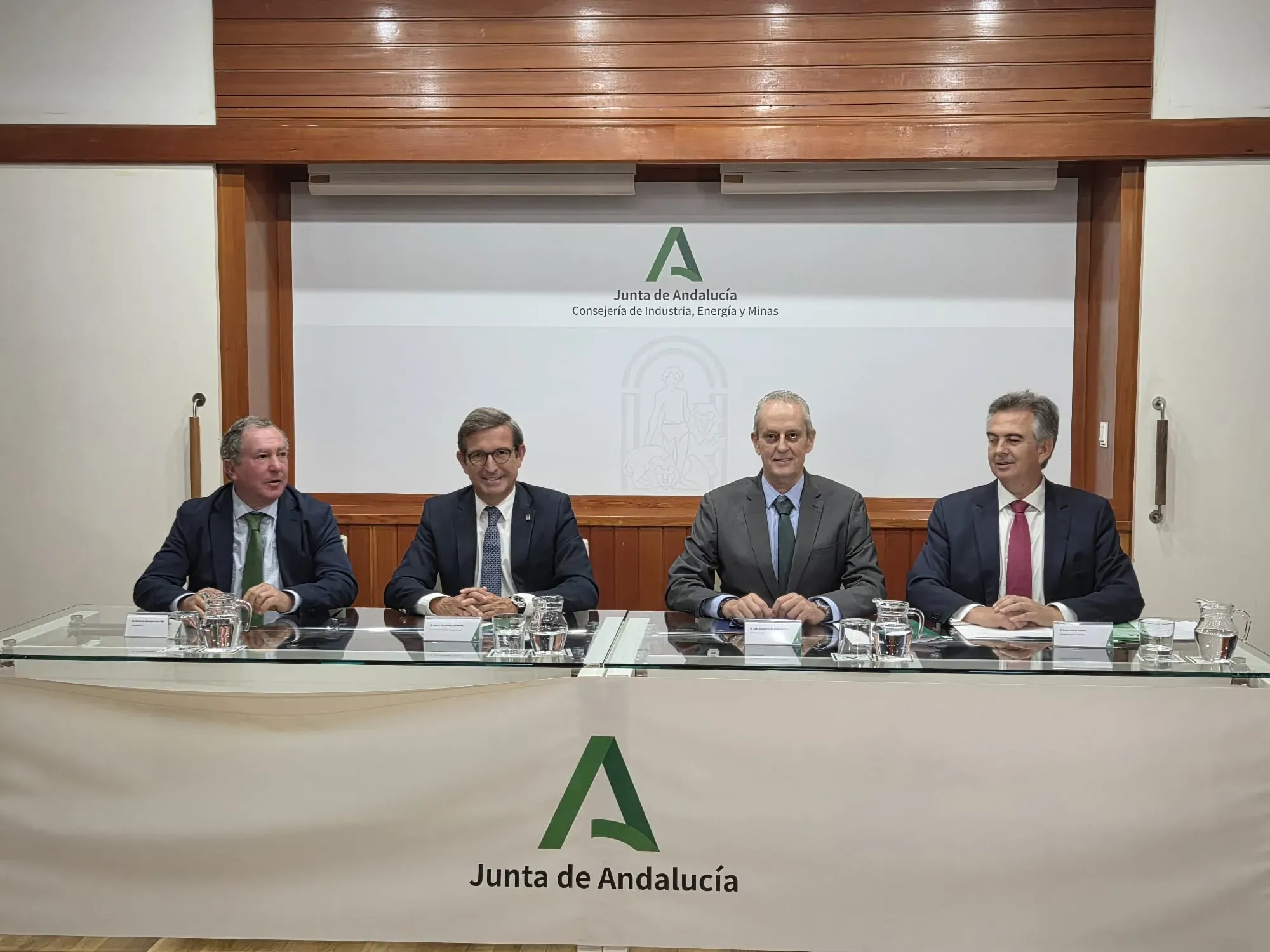 AIQBE y AGI sellan una alianza para coordinar esfuerzos en sostenibilidad e innovación industrial en Andalucía