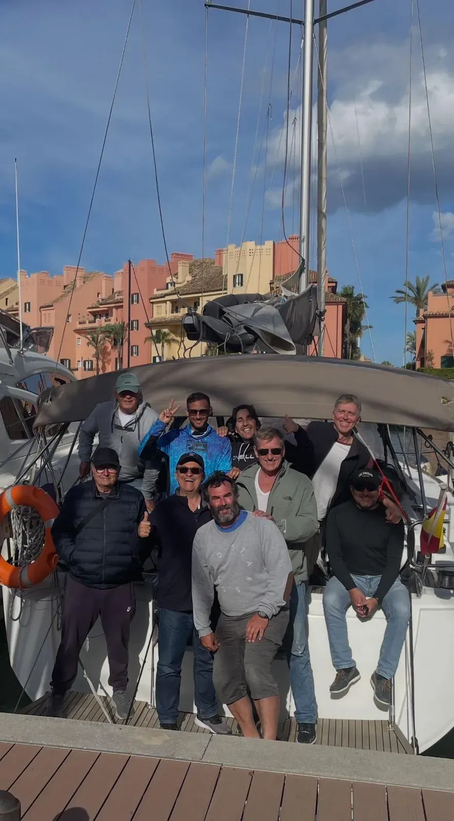 Puerto Sotogrande colabora con Alavela Yachting en la formación práctica de titulaciones náuticas oficiales