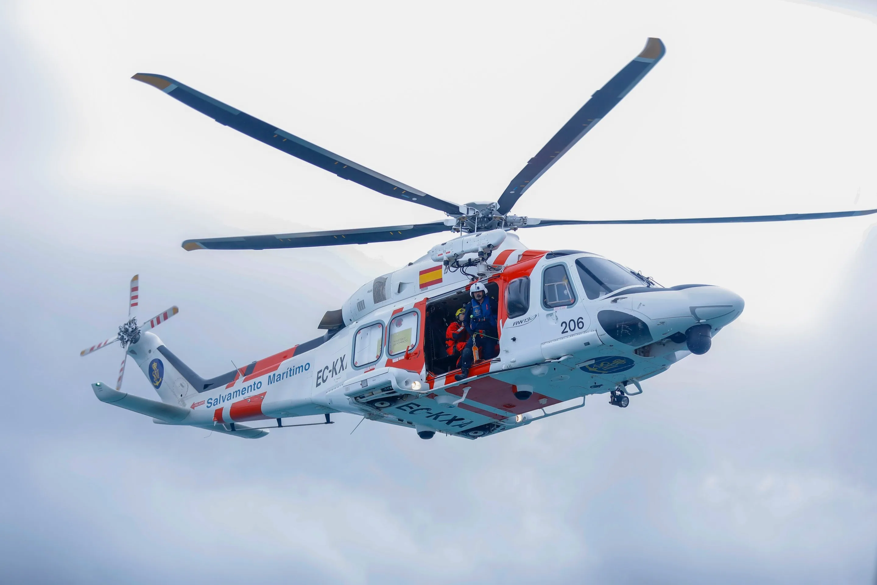 FRS realiza un exitoso simulacro de salvamento en alta mar