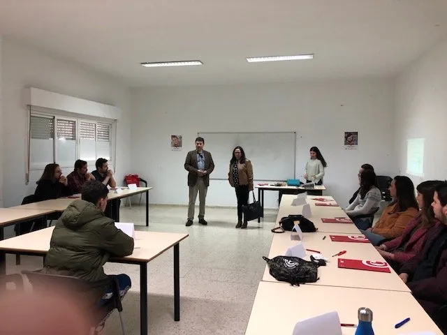 Un total de 40 alumnos inscritos en el PICE de la Cámara comienzan su formación